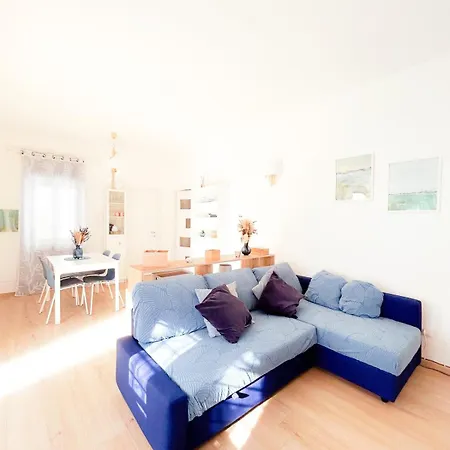 Sea Breeze Garden House Feriehus *