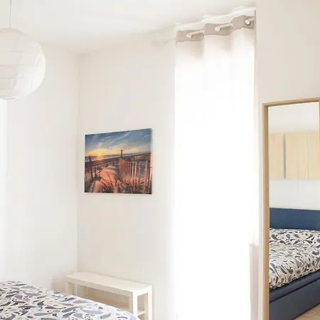 Holiday home Sea Breeze Garden House